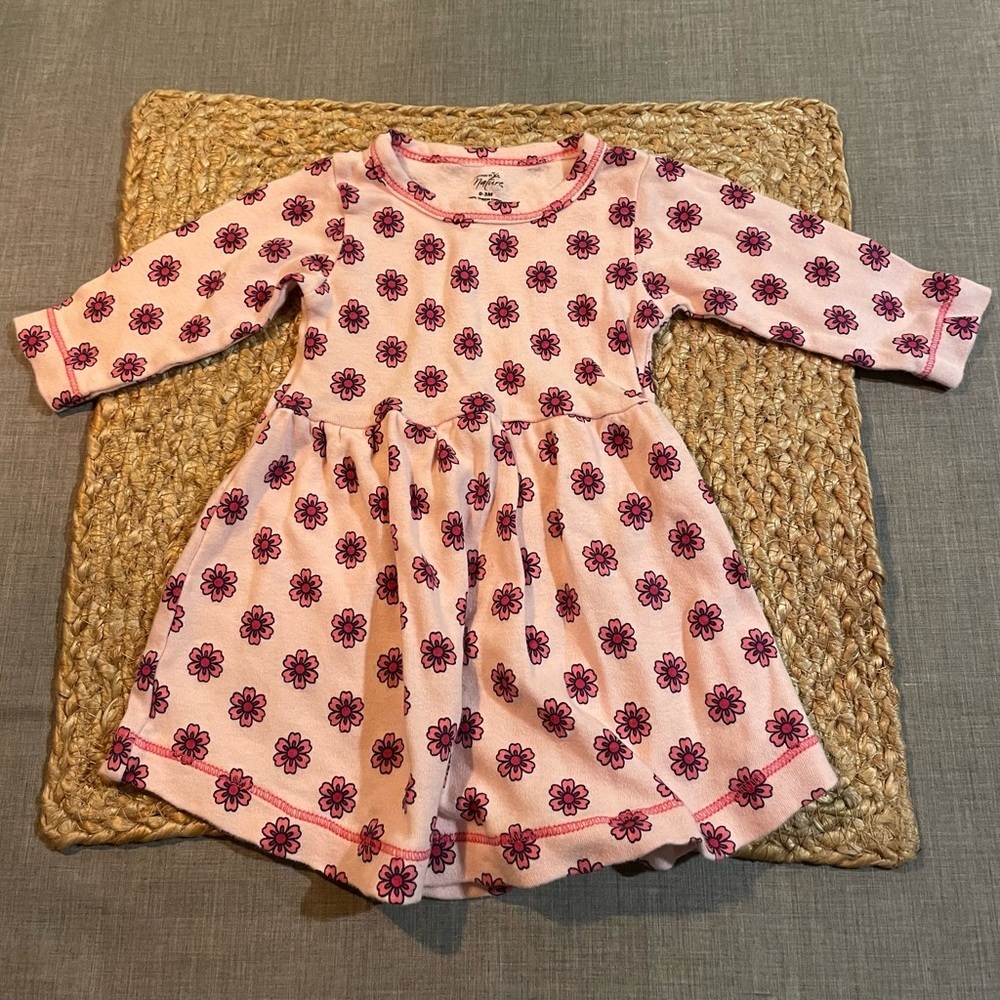 Long sleeve knit dress 0-3 months